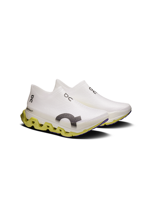 On Running LightSpray Cloudmonster 3 Hyper Women's Trainers